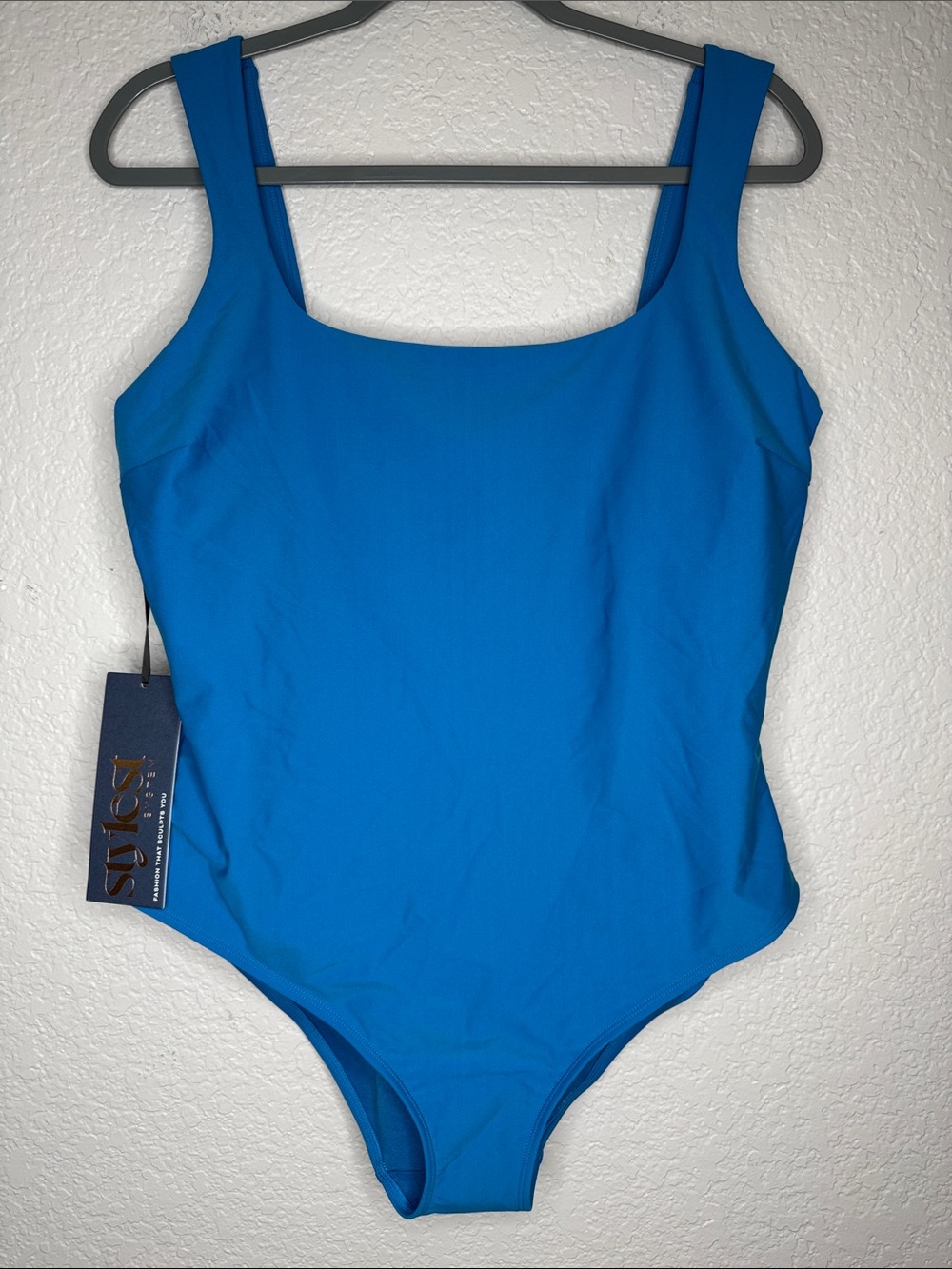 NWT Stylest DreamSculpt Square Neck One-Piece Swimsuit 1X Sapphire - Picture 2 of 6